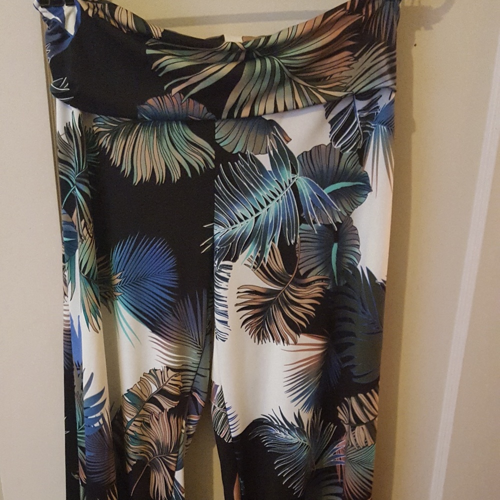 Honey and Lace Med Pacific Palazzo Pants